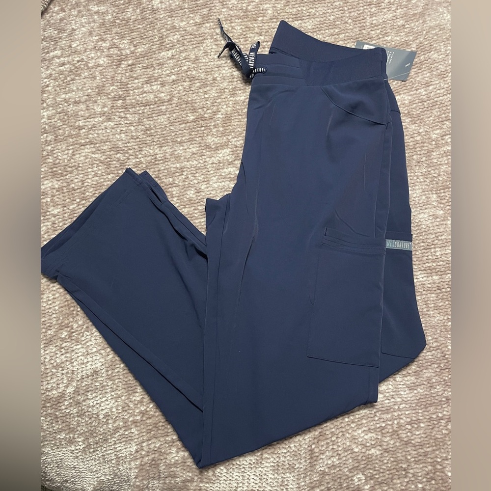 Med couture scrub pants size medium